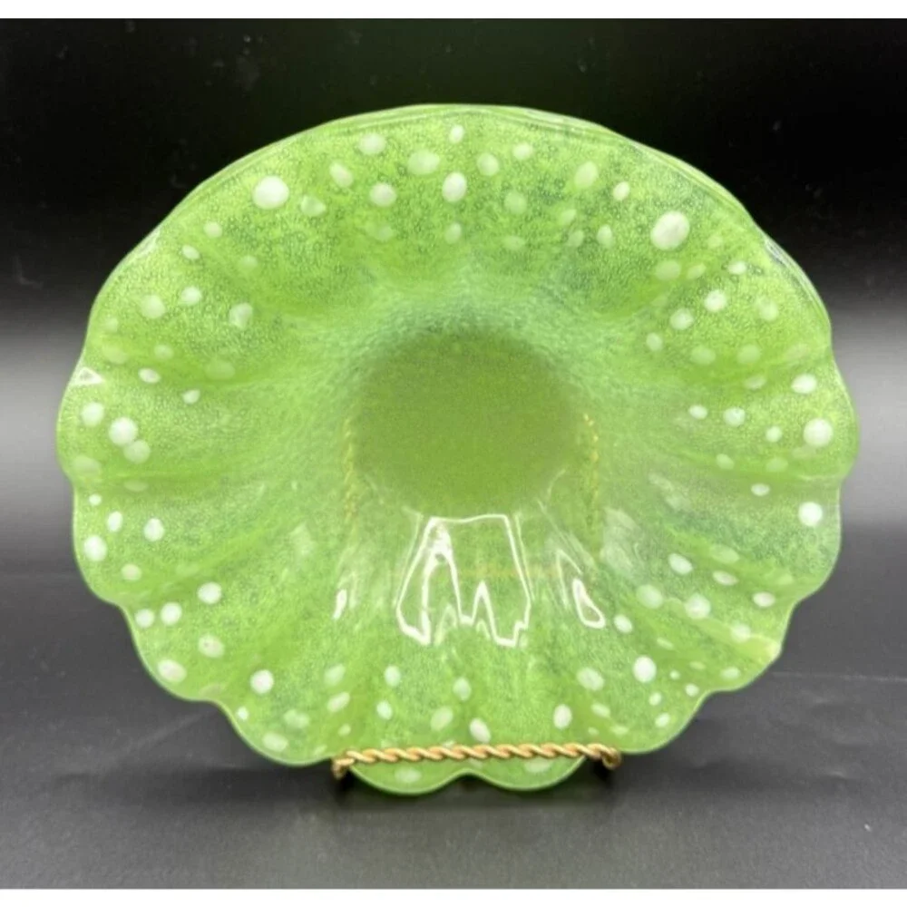 Vintage Murano Art Glass Green Clamshell Bowl 7